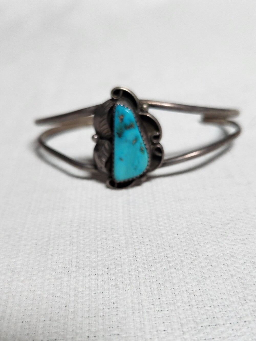 Turquoise Stone Silver Cuff Bracelet - Blue